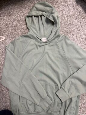 Women’s Aritzia Sweatfleece Sweater Subcategory